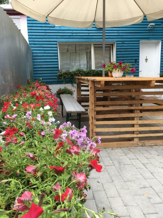 Banat 4 Hostel Бухарест Экстерьер фото